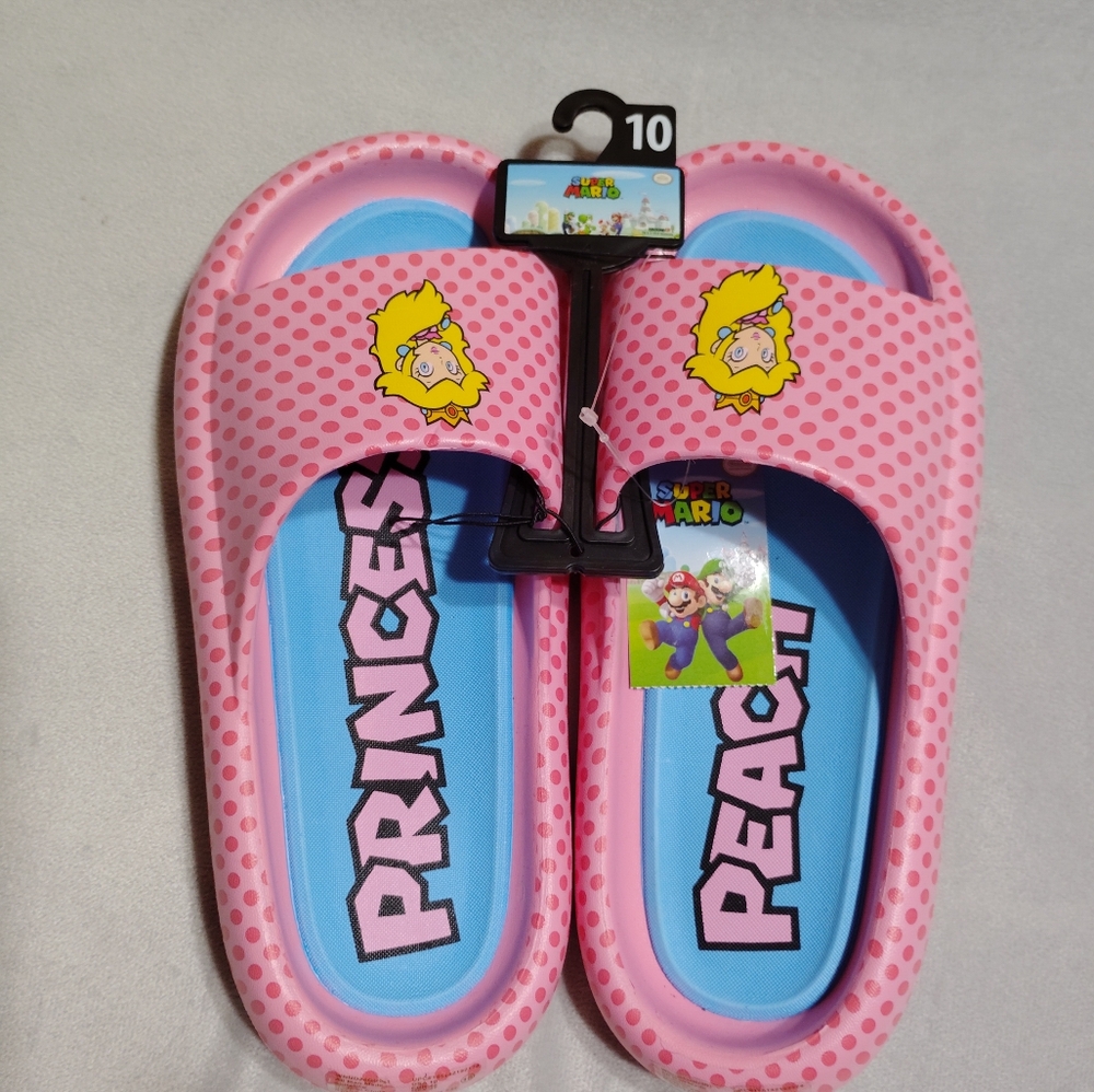 Nintendo Princess Peach Comfort Slide